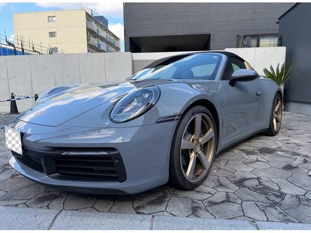 Porsche 911 2024 — миниатюра 2