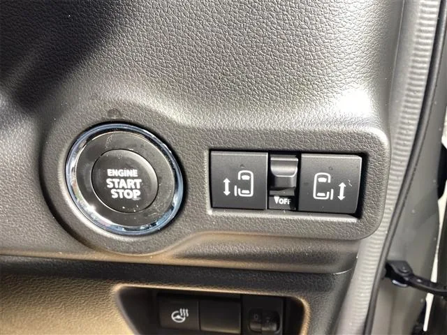 Suzuki SPACIA GEAR HYBRID XZ 2025 — миниатюра 2