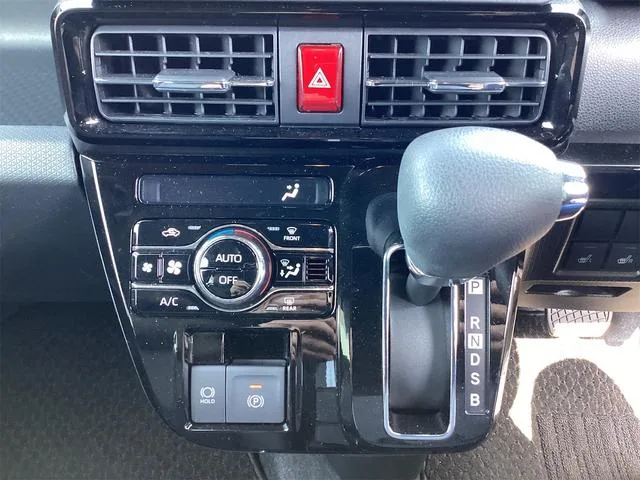 Daihatsu TANTO CUSTOM X 2024 — миниатюра 3
