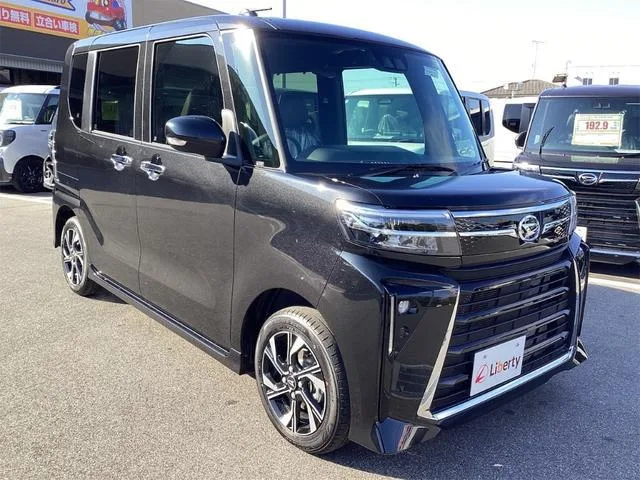 Daihatsu TANTO CUSTOM X 2025 — миниатюра 4