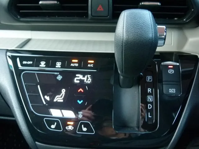 Mitsubishi DELICA MINI G PREMIUM 2023 — миниатюра 5