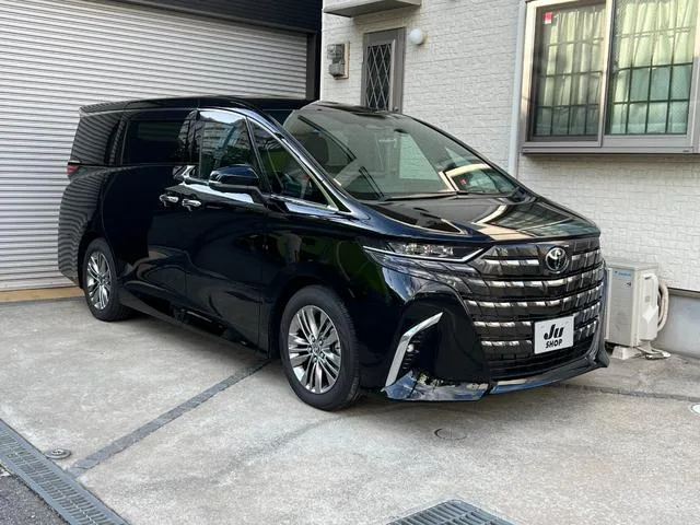 Toyota Alphard Z 2024 — фото 1, купить с доставкой в Москву