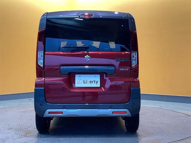 Suzuki SPACIA GEAR HYBRID XZ 2024 — миниатюра 5