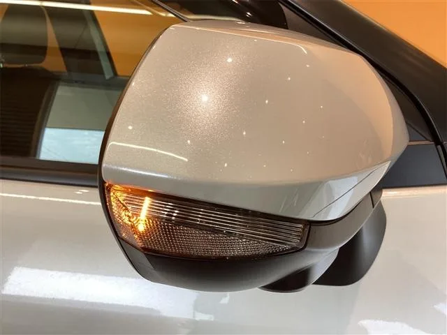 Toyota YARIS CROSS HYBRID Z 2024 — миниатюра 4