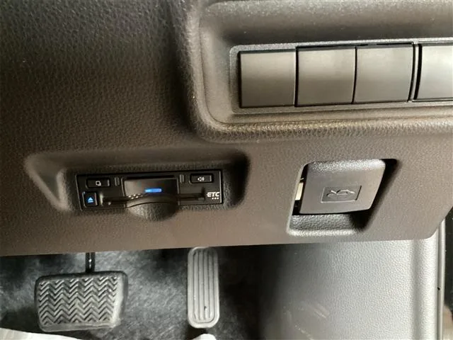 Toyota SIENTA Z 2025 — миниатюра 2