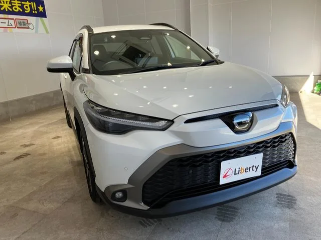 Toyota CorollaCross HYBRID Z 2023 — миниатюра 4