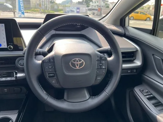 Toyota Prius X 2023 — миниатюра 3