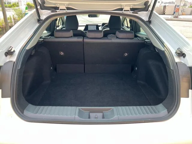 Toyota Prius X 2023 — миниатюра 4