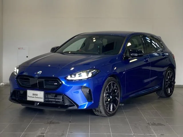 BMW 1 Series M135 XDRIVE 2024 — фото 1, купить с доставкой в Москву