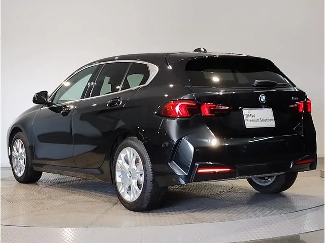 BMW 1 Series 120 HI-LINE PACKAGE 2025 — миниатюра 2