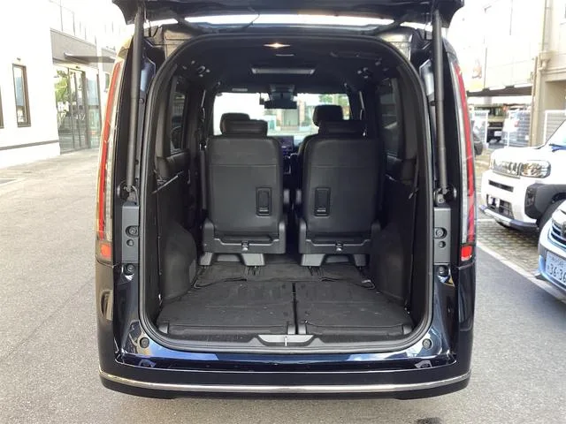 Honda STEPWAGON SPADA 2023 — миниатюра 4