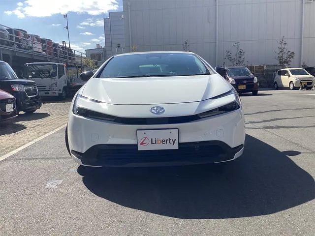 Toyota Prius X 2023 — миниатюра 4