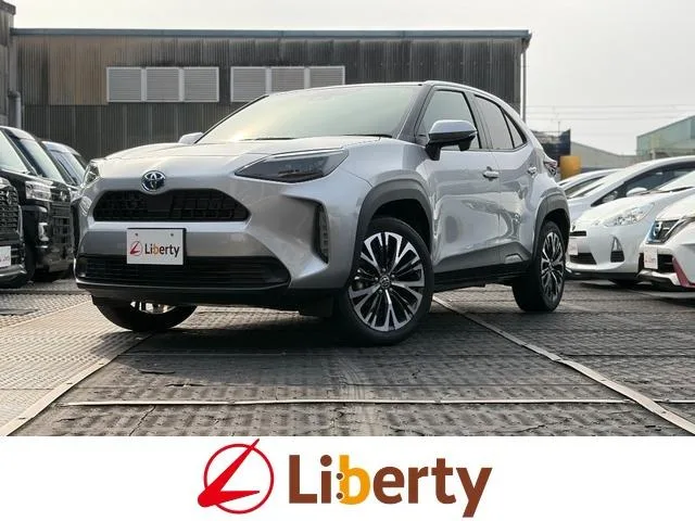 Toyota YARIS CROSS HYBRID Z 2023 — фото 1, купить с доставкой в Москву