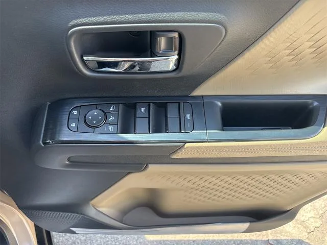 Mitsubishi DELICA MINI G PREMIUM 2025 — миниатюра 2