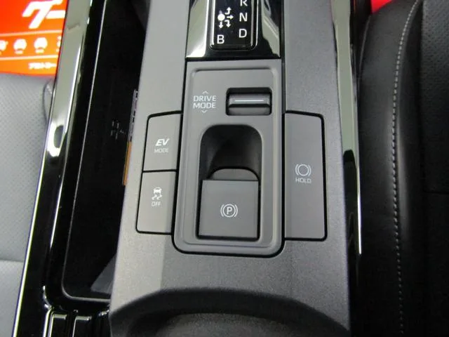 Toyota Prius Z 2024 — миниатюра 5
