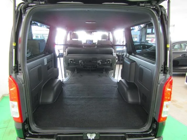 Toyota HIACE VAN LONG SUPER GL DARK PRIME S 2025 — миниатюра 3