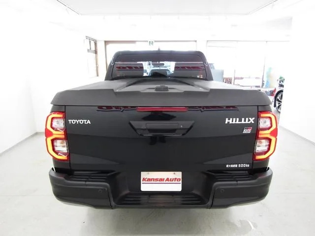 Toyota Hilux Z GR SPORT 2023 — миниатюра 2