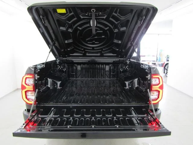 Toyota Hilux Z GR SPORT 2023 — миниатюра 3