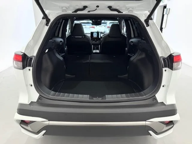 Toyota CorollaCross HYBRID Z 2024 — миниатюра 2