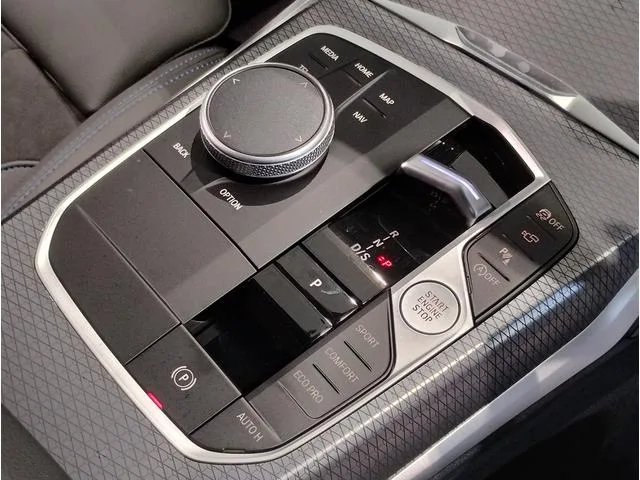BMW 3 Series 318I M SPORT EDITION SHADOW 2024 — миниатюра 3