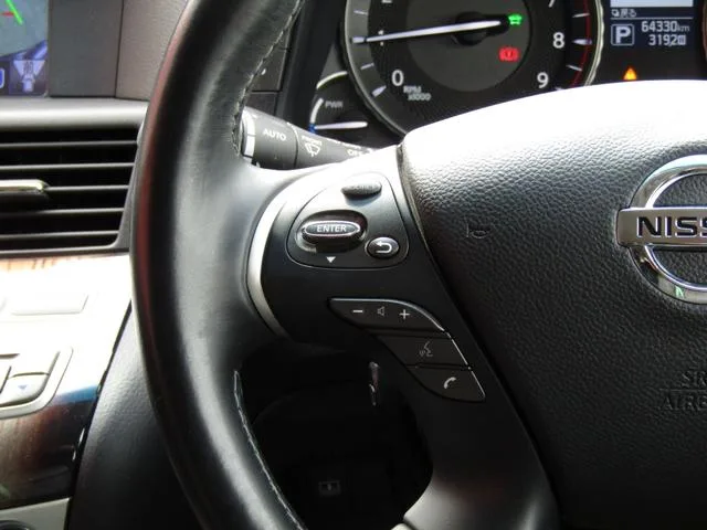 Nissan FUGA HYBRID VIP 2022 — миниатюра 3