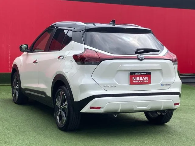 Nissan Kicks X TWO TONE INTERIOR EDITION 2025 — миниатюра 2