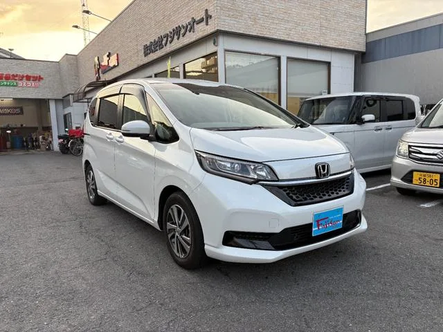 Honda FREED G HONDA SENSING 2022 — фото 1, купить с доставкой в Москву