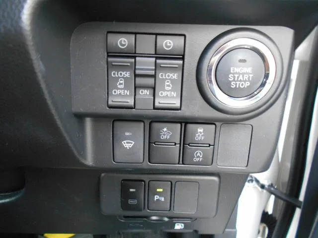 Toyota ROOMY CUSTOM G-T 2025 — миниатюра 5