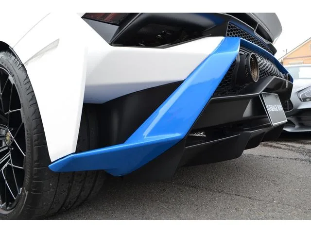 Lamborghini Huracan 2022 — миниатюра 4