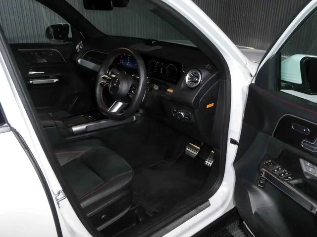 Mercedes-Benz GLB-Class GLB200D 4MATIC AMG LINE PACKAGE 2024 — миниатюра 4