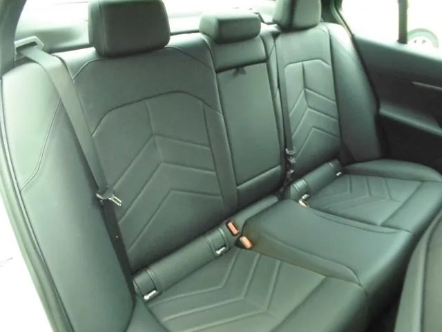 BMW 5 Series 523D X DRIVE M-SPORT 2025 — миниатюра 4