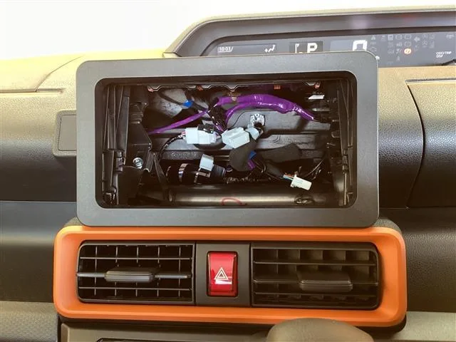 Daihatsu TANTO FUN CR0SS 2025 — миниатюра 2