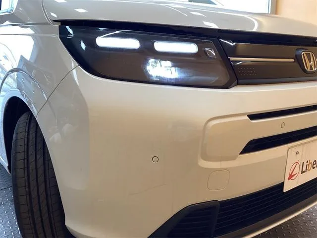 Honda FREED E:HEV AIR EX 2026 — миниатюра 5