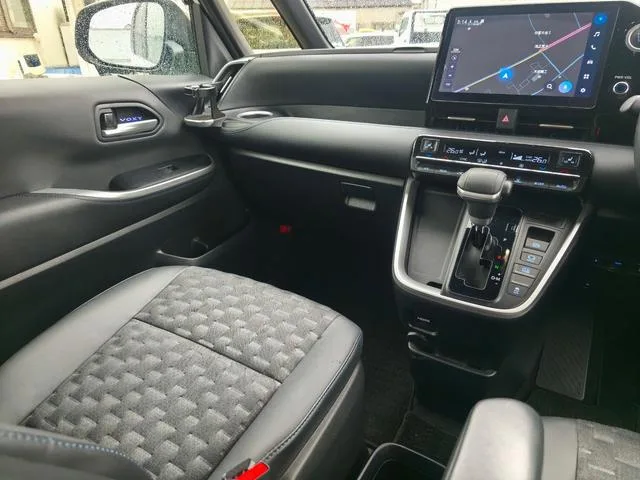Toyota VOXY S-Z 2023 — миниатюра 4