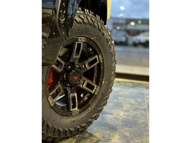 Toyota Hilux Z GR SPORT 2023 — миниатюра 3
