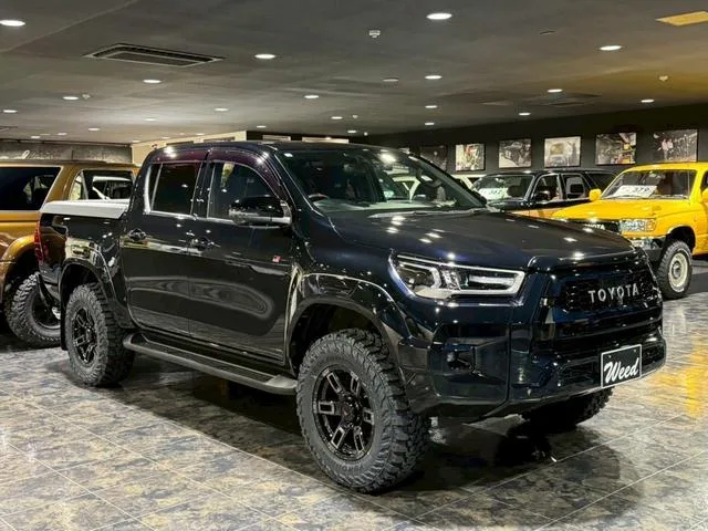 Toyota Hilux Z GR SPORT 2023 — миниатюра 5