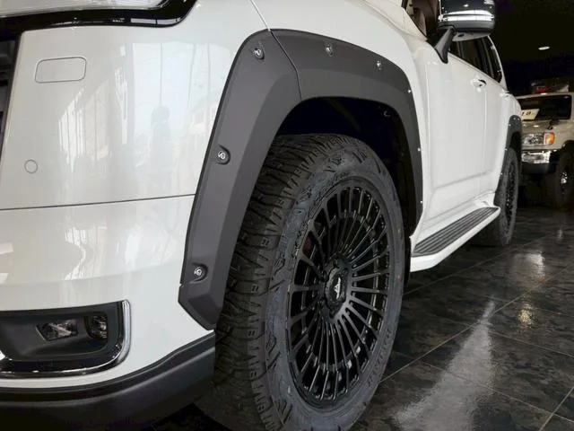 Toyota Land Cruiser ZX 2023 — миниатюра 5
