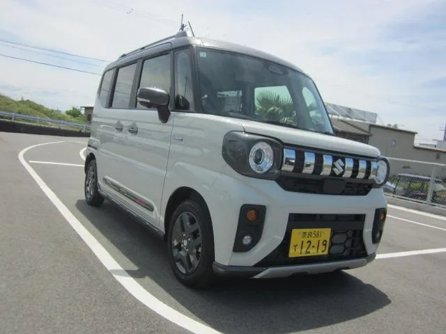 Suzuki SPACIA GEAR HYBRID XZ TURBO 2025 — фото 1, купить с доставкой в Москву