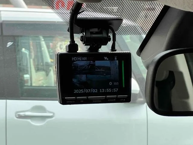 Toyota YARIS CROSS HYBRID Z 2022 — миниатюра 2