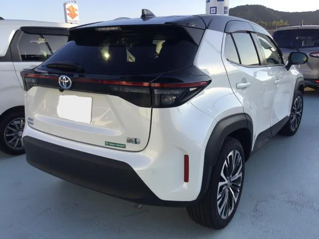 Toyota YARIS CROSS HYBRID Z 2022 — миниатюра 2