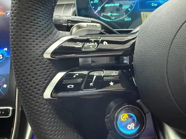 Mercedes Amg GLC GLC43 4MATIC AMG LEATHER EXCLUSIVE PACKAGE 2025 — миниатюра 4