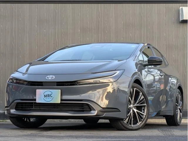 Toyota Prius G 2023 — фото 1, купить с доставкой в Москву