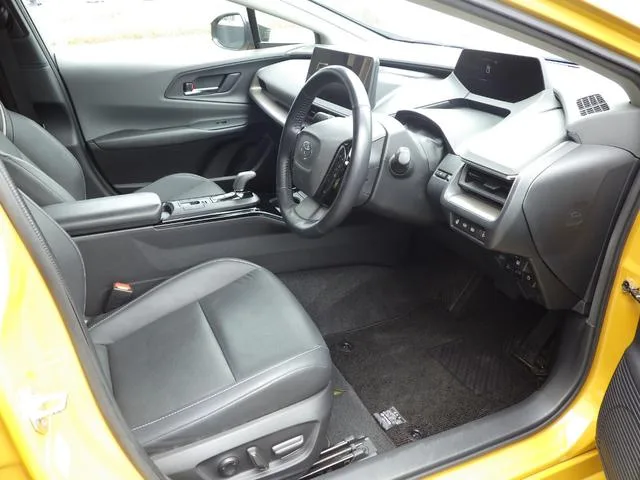 Toyota Prius Z 2023 — миниатюра 2
