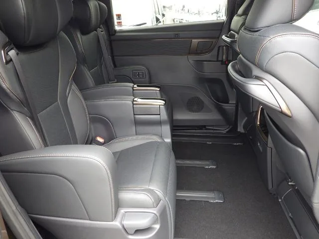 Toyota Alphard Z 2026 — миниатюра 3