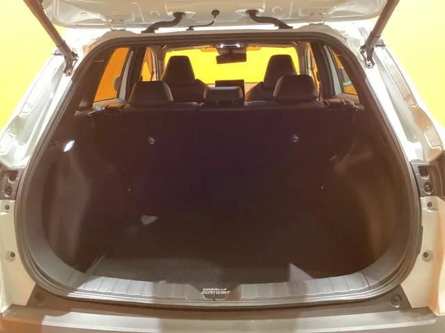 Toyota CorollaCross HYBRID Z 2024 — миниатюра 5