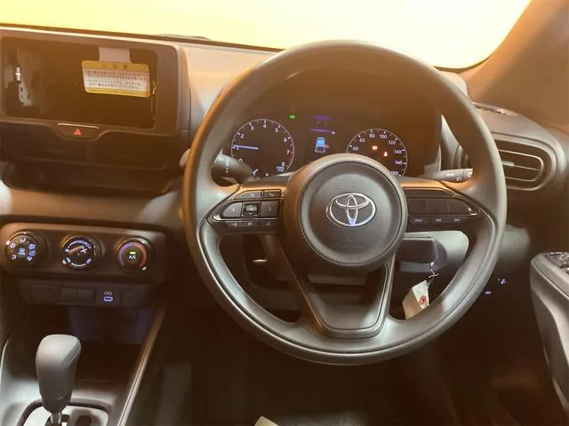 Toyota Yaris X 2025 — миниатюра 3