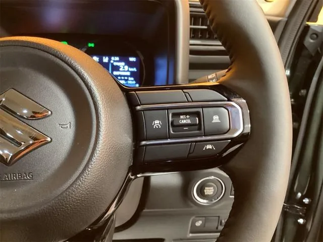 Suzuki SPACIA GEAR HYBRID XZ 2025 — миниатюра 3