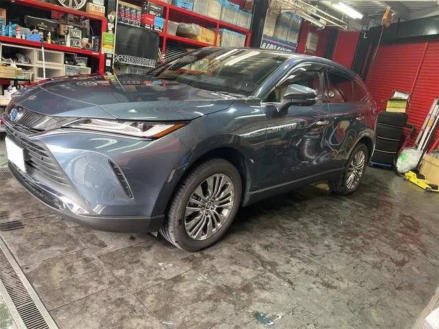 Toyota HARRIER HYBRID Z LEATHER PACKAGE 2023 — миниатюра 2