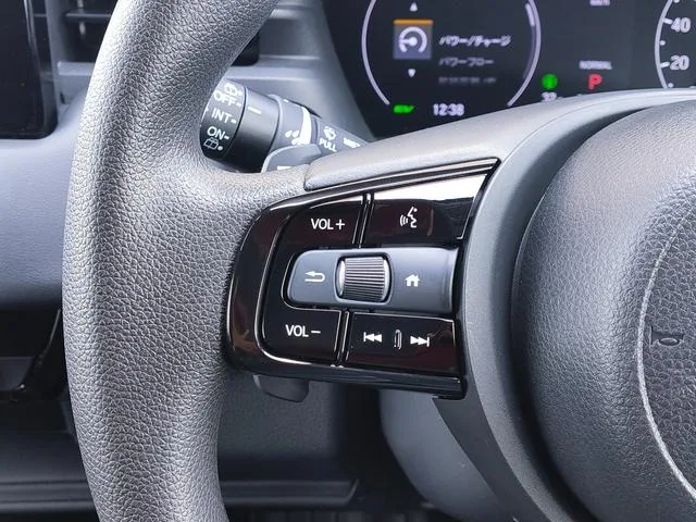 Honda VEZEL E:HEV X 2022 — миниатюра 5