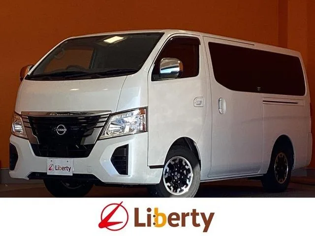 Nissan CARAVAN LONG PREMIUM GX 2022 — фото 1, купить с доставкой в Москву